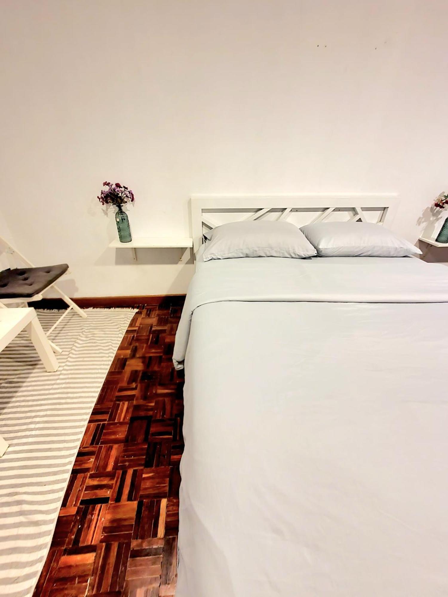 Home16 Sukhumvit16 Bangkok Exteriör bild